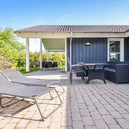 3 Bedroom Lovely In *